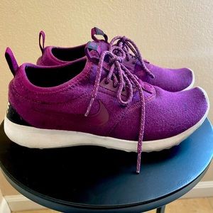 Nike Women's Juvenate (Tech Pack)- Mulberry